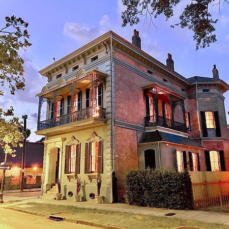 French Quarter Lanaux Mansion Bed And Breakfast ニューオーリンズ エクステリア 写真