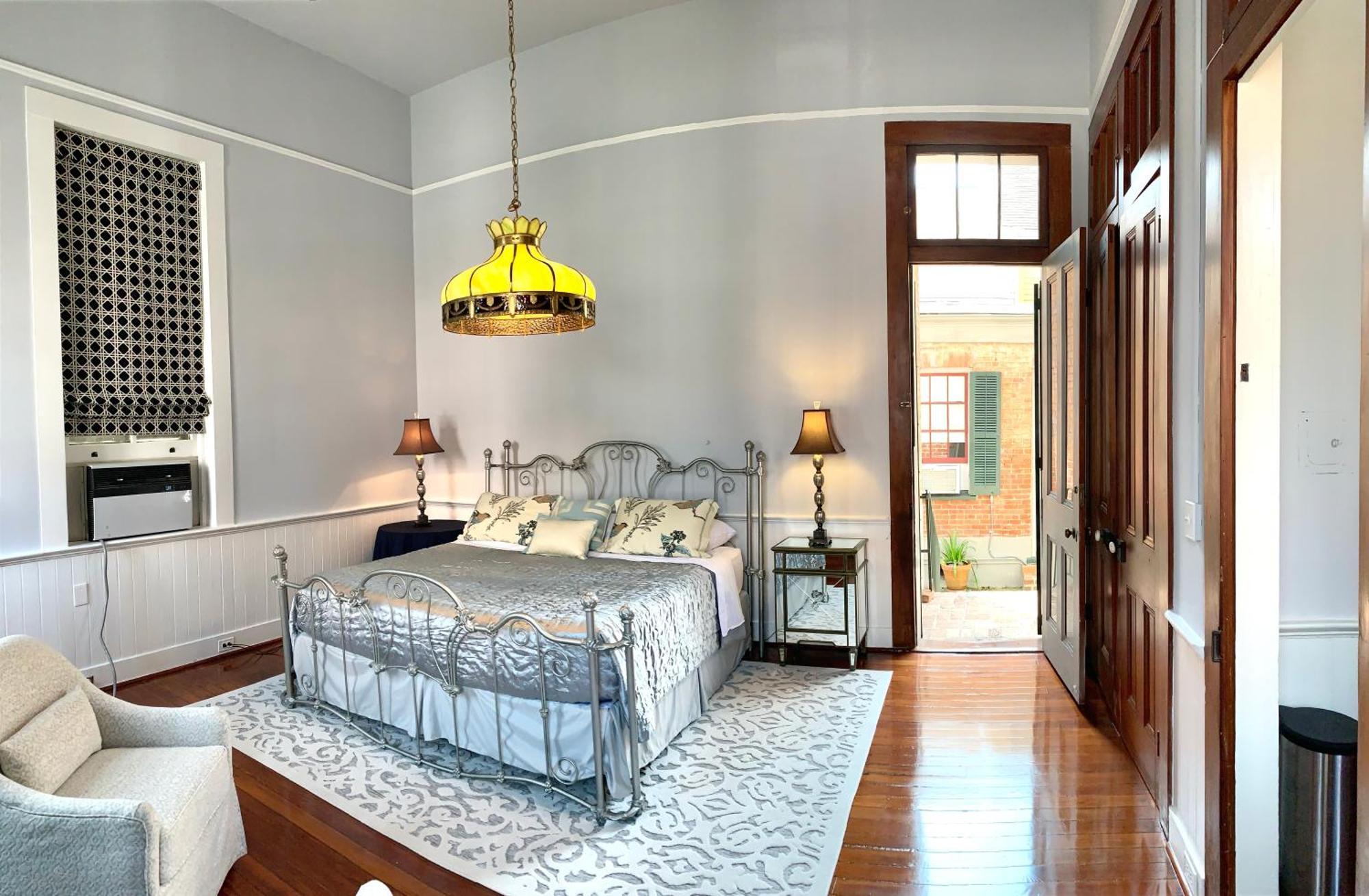 French Quarter Lanaux Mansion Bed And Breakfast ニューオーリンズ エクステリア 写真