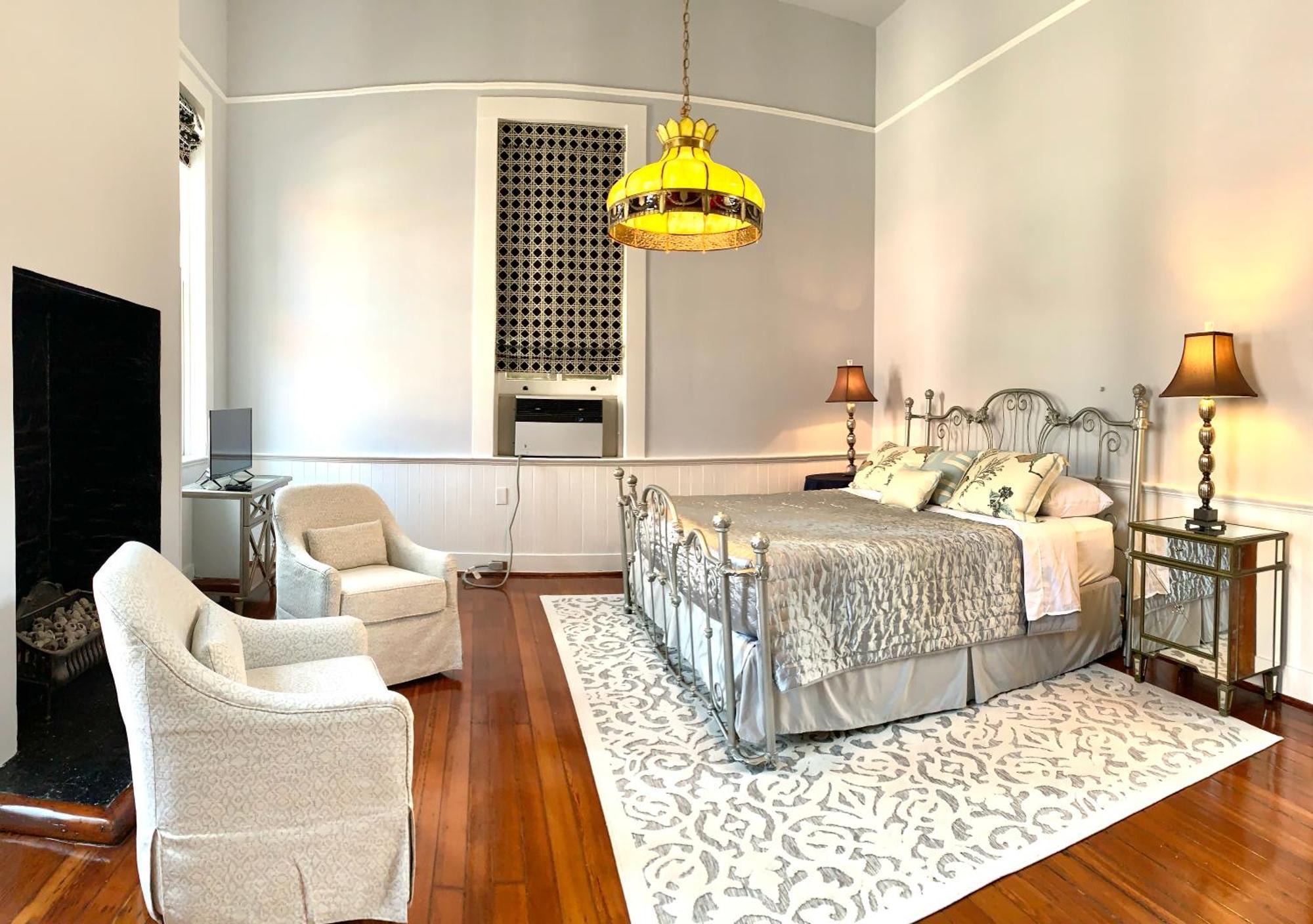 French Quarter Lanaux Mansion Bed And Breakfast ニューオーリンズ 部屋 写真